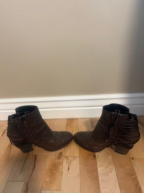 Dolce Vita Brown Leather Ankle Booties